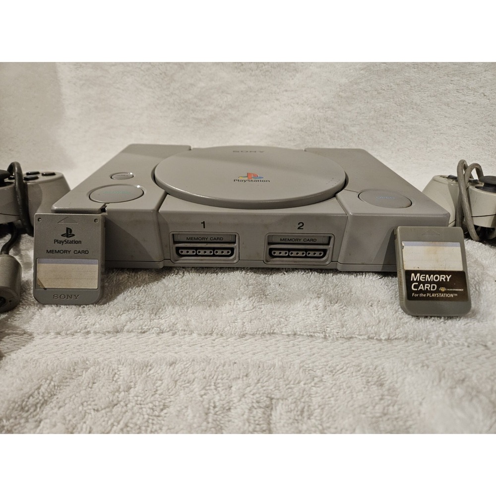 Playstation 1 Ps1 Console SCPH-5501 With OEM 2 Controllers 2 Memory Card No Cord